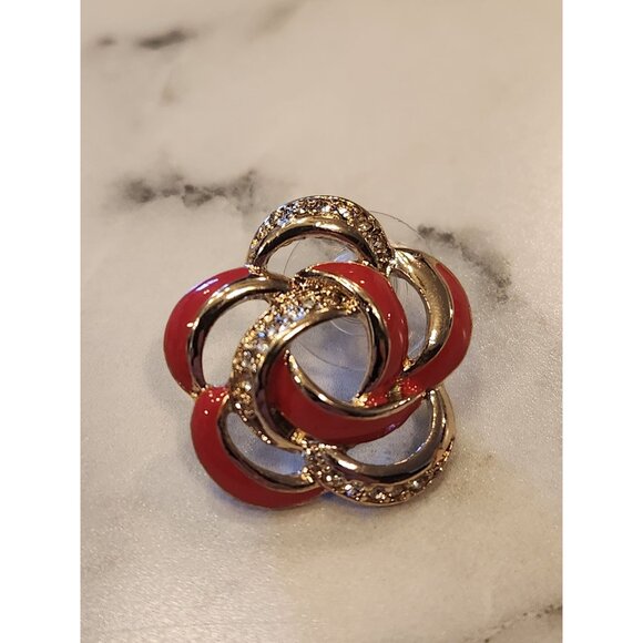 Pappagallo Red & Gold Intertwined Flower Stud Earrings With Crystals - Picture 4 of 5